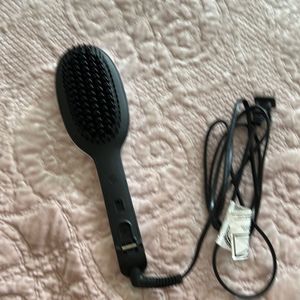 InStyler straightener brush